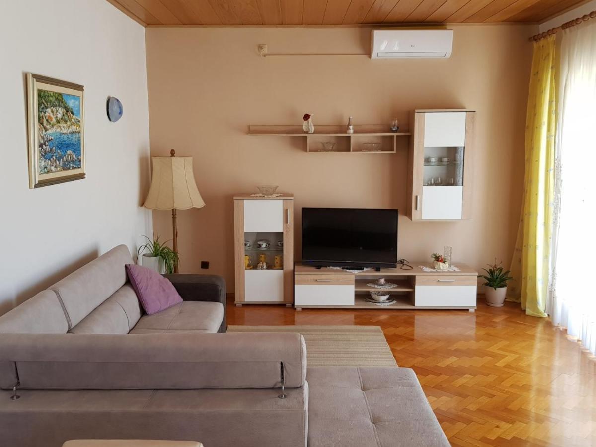 Apartments Labor Водице Екстер'єр фото
